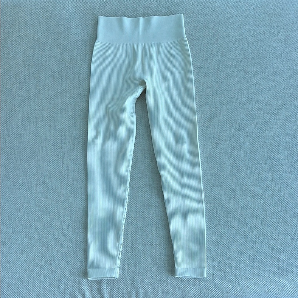 Cream Ribbed Leggings